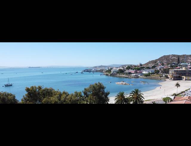 2 BEDROOM APARTMENT FOR SALE IN SALDANHA CENTRAL